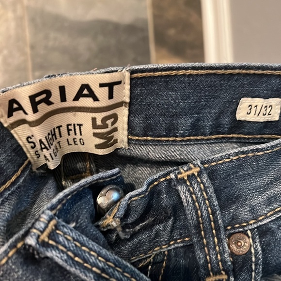 MEN ARIAT JEANS (M5 STRAIGHT FIT/STRAIGHT LEG) - Picture 6 of 6